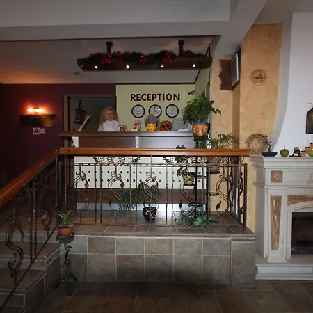 מלון Kap House Family בנסקו