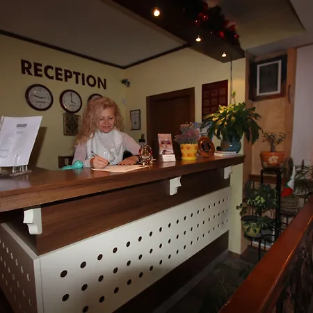 Kap House Family בנסקו