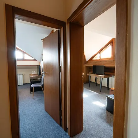 Hotell Kap House Family 3*