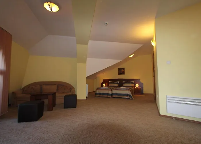 Kap House Family Hotel 3*