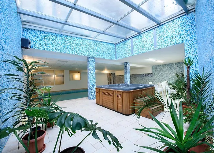 Kap House Family Hotel